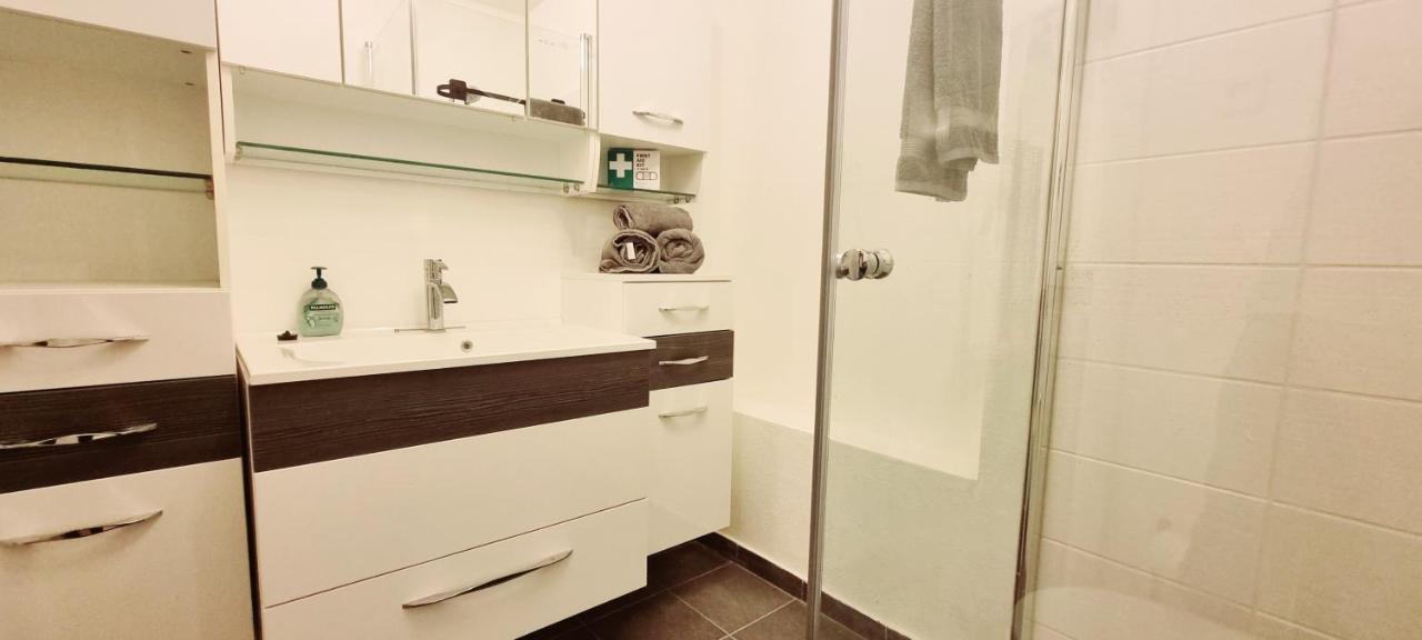אסשפנבורג Tolle Wohnung Im Industrial Style Mit Parkplatz מראה חיצוני תמונה